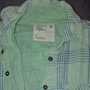 American Eagle Outfitters Size 6 Lined Light Green and Blue Plaid Snap Shirt